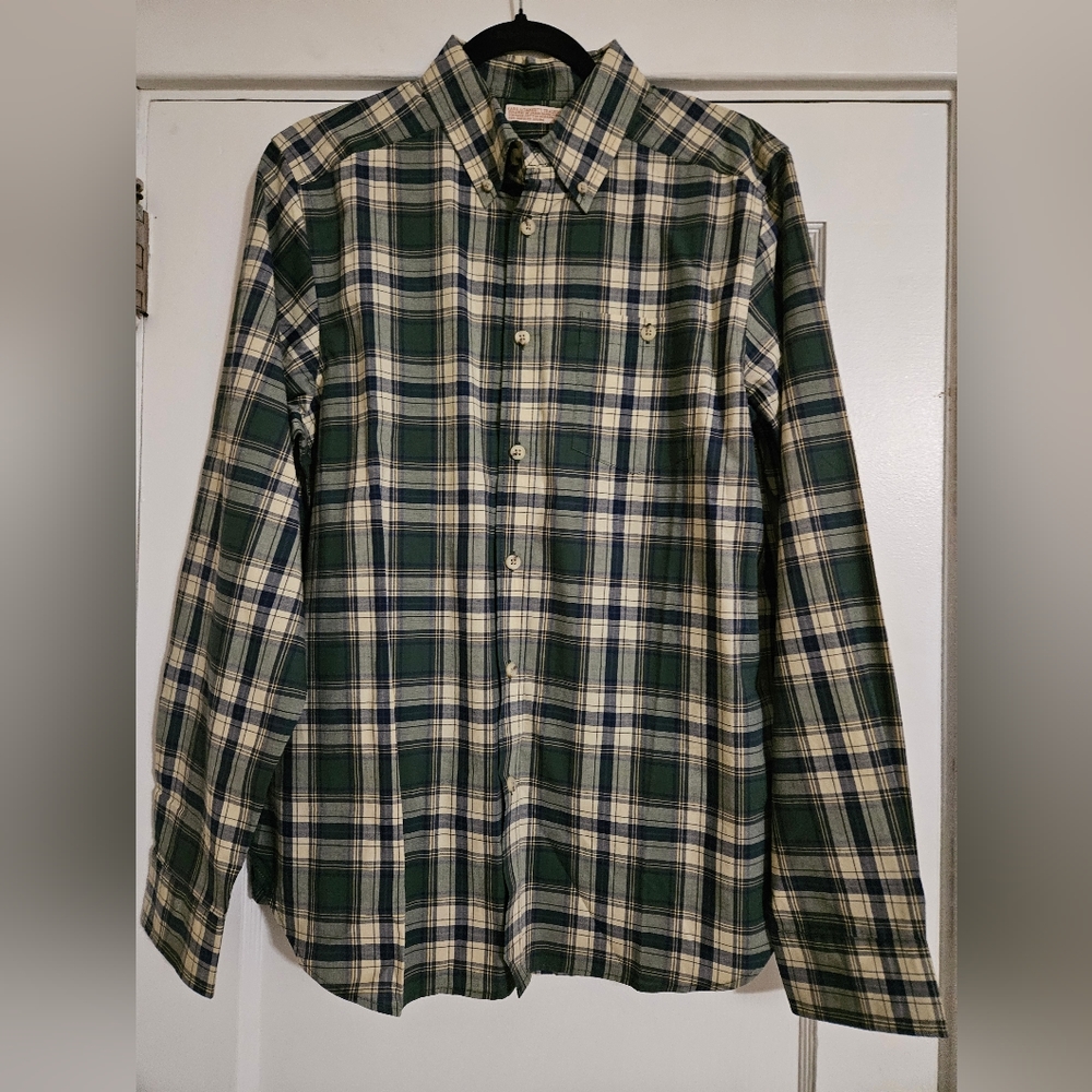 Narragansett Traders Long Sleeve Button Up Plaid Shirt Size Medium